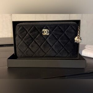 Chanel (Gift with Purchase) Black Velvet Quilted Pouch